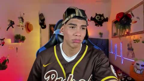 Damian online show from 11/07/25, 04:12