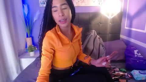 Snapshot of damian_n_lissa chatting on 11/16/25, 02:06 damian_n_lissa online show from 11/16/25, 02:06