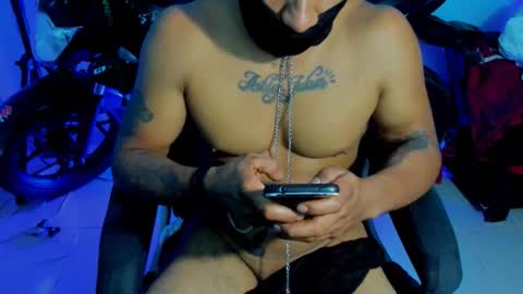 Snapshot of damian_torner chatting on 10/13/25, 11:54 Damian torner online show from 10/13/25, 11:54