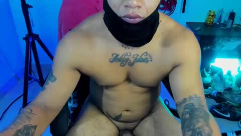 Snapshot of damian_torner chatting on 11/17/25, 02:56 Damian torner online show from 11/17/25, 02:56