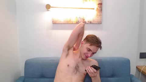 Snapshot of damiano_skinny chatting on 03/03/25, 12:26 my show from 300-1000 UTC online show from 03/03/25, 12:26