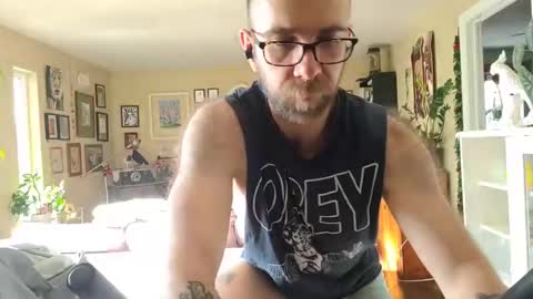 Snapshot of damien_mace chatting on 02/07/25, 03:08 damien_mace online show from 02/07/25, 03:08