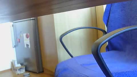 Snapshot of dammerl6 chatting on 02/27/25, 09:43 Dammerl online show from 02/27/25, 09:43