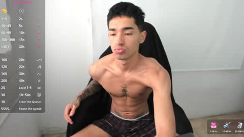 Snapshot of damon_333 chatting on 01/16/25, 07:52 Damon online show from 01/16/25, 07:52