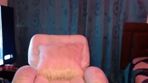 Snapshot of damon_jankson chatting on 10/15/25, 02:33 damon_jankson online show from 10/15/25, 02:33