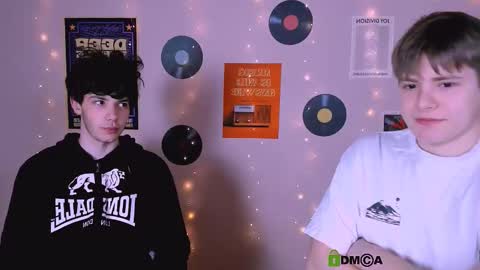 Snapshot of damon_rich chatting on 11/24/25, 10:37 Damon online show from 11/24/25, 10:37