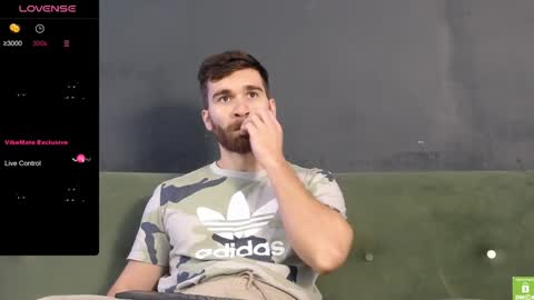 Snapshot of damonking01 chatting on 02/05/25, 09:25 Discount ONLYFANS - online show from 02/05/25, 09:25