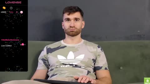 Snapshot of damonking01 chatting on 02/05/25, 07:10 Discount ONLYFANS - online show from 02/05/25, 07:10