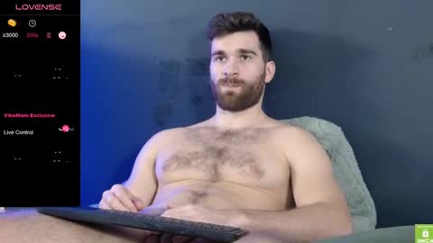 Snapshot of damonking01 chatting on 02/27/25, 12:02 Discount ONLYFANS - online show from 02/27/25, 12:02