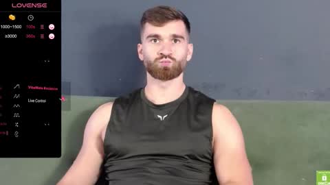 Snapshot of damonking01 chatting on 10/03/25, 08:00 Discount ONLYFANS - online show from 10/03/25, 08:00