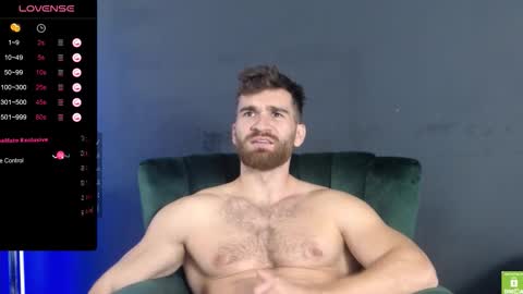 Snapshot of damonking01 chatting on 11/01/25, 11:45 Discount ONLYFANS - online show from 11/01/25, 11:45