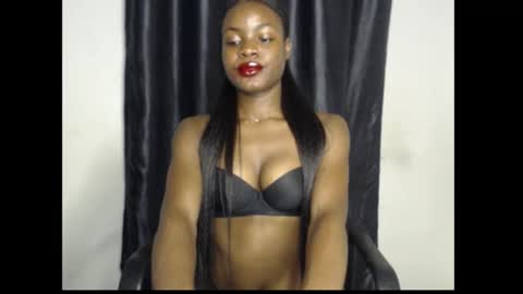 leah online show from 11/21/25, 06:06