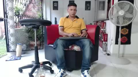 damyan_2003 online show from 12/02/24, 09:06