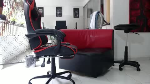 damyan_2003 online show from 12/26/24, 02:27