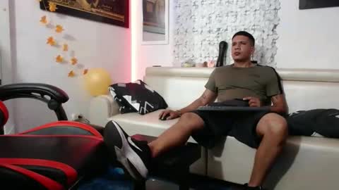 damyan_2003 online show from 01/21/25, 03:37