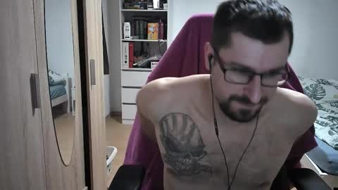 King Dan online show from 11/01/25, 08:44