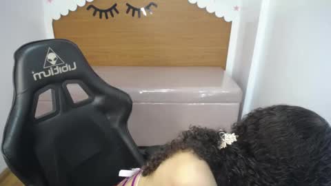 Snapshot of danatella_a chatting on 09/15/25, 01:11 Danatella online show from 09/15/25, 01:11