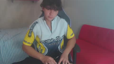 dani_cumboy online show from 12/31/24, 08:23