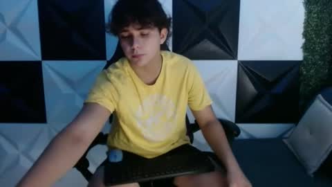dani_cumboy online show from 01/24/25, 06:14