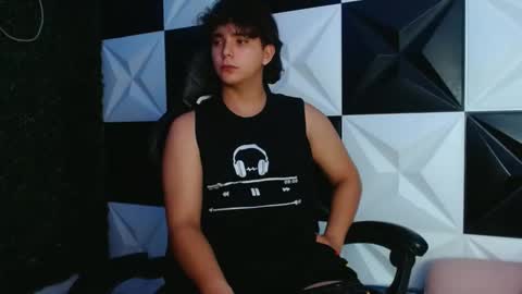 dani_cumboy online show from 03/01/25, 03:53