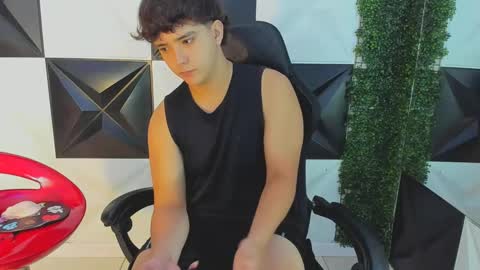 dani_cumboy online show from 09/25/25, 02:43