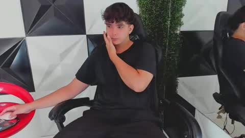 dani_cumboy online show from 09/30/25, 02:11