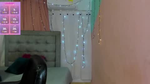 dani_lue online show from 12/22/24, 11:44