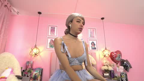 Snapshot of dani_parkerr chatting on 01/20/25, 04:12 online show from 01/20/25, 04:12