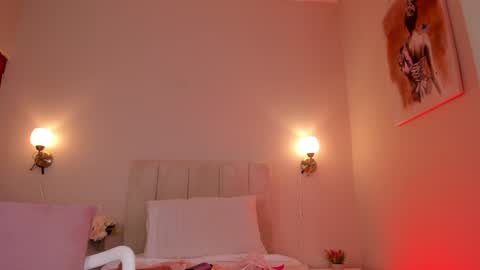 Hi I am Dani online show from 02/04/25, 05:45