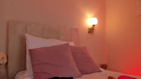 Hi I am Dani online show from 02/17/25, 05:43