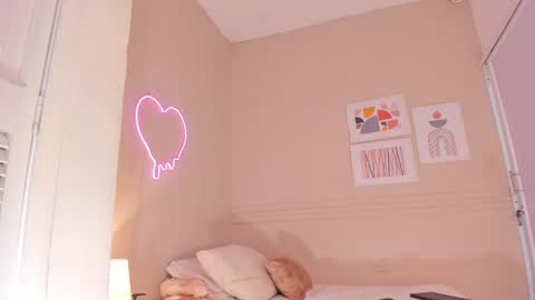 Hi I am Dani online show from 11/08/25, 11:43