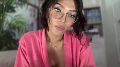 Snapshot of danica_walton chatting on 01/09/25, 10:31 danica_walton online show from 01/09/25, 10:31