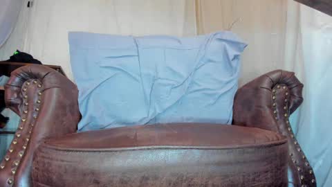 Snapshot of danidollxxx chatting on 02/15/25, 09:38 danidollxxx online show from 02/15/25, 09:38