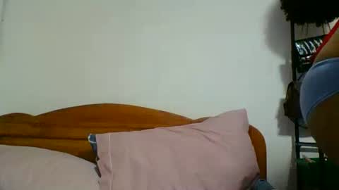 danie80704 online show from 10/23/25, 03:11