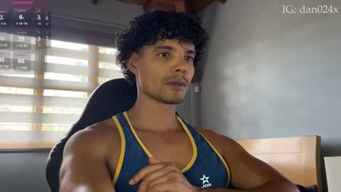 Snapshot of daniel0910s chatting on 10/26/25, 07:09 Daniel online show from 10/26/25, 07:09