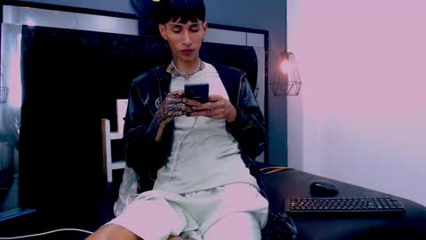 Daniel Delux  online show from 11/20/25, 11:48