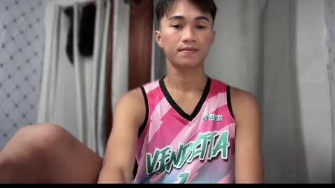 Snapshot of daniel_griffin chatting on 10/27/25, 11:36 daniel_griffin online show from 10/27/25, 11:36