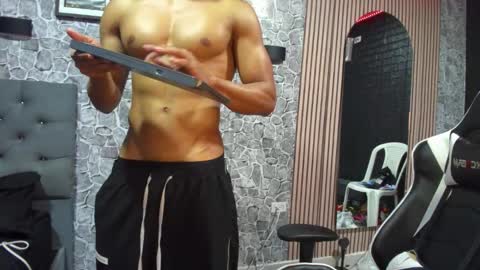 Snapshot of daniel_leconte chatting on 10/31/25, 06:58 daniel_leconte online show from 10/31/25, 06:58