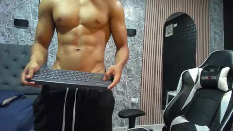 Snapshot of daniel_leconte chatting on 11/10/25, 04:44 daniel_leconte online show from 11/10/25, 04:44