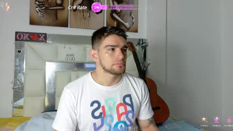 Snapshot of daniel_ova chatting on 12/29/24, 12:12 Sexy Dani online show from 12/29/24, 12:12