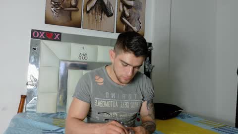 Snapshot of daniel_ova chatting on 01/31/25, 11:13 Sexy Dani online show from 01/31/25, 11:13