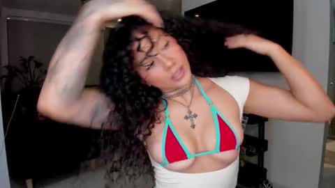 daniela_arenas online show from 11/25/25, 03:28
