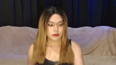 Elodie online show from 12/15/24, 04:59