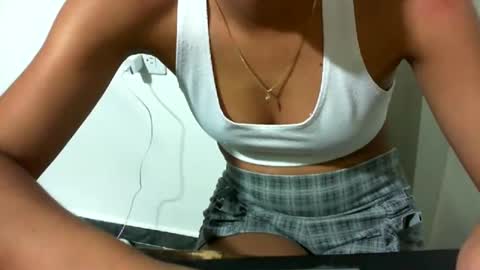 danielaa_foxx online show from 11/16/25, 04:18