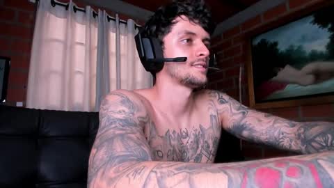 Snapshot of daniele_bunny chatting on 02/18/25, 09:20 Daniele Bunny online show from 02/18/25, 09:20