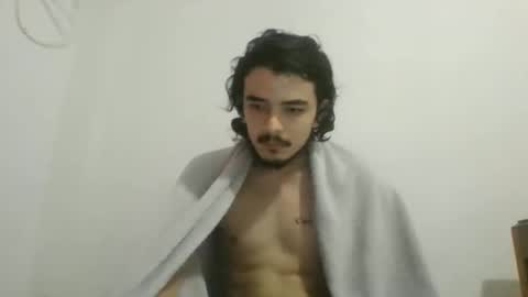 Snapshot of danielhot17 chatting on 10/09/25, 10:57 DANIEL online show from 10/09/25, 10:57