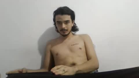 Snapshot of danielhot17 chatting on 10/20/25, 05:41 DANIEL online show from 10/20/25, 05:41