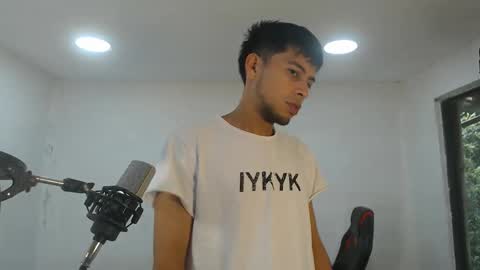 Snapshot of danielitopapii chatting on 10/16/25, 12:39 danielitopapii online show from 10/16/25, 12:39