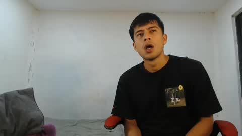 Snapshot of danielitopapii chatting on 10/23/25, 01:10 danielitopapii online show from 10/23/25, 01:10