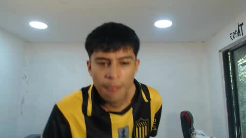 Snapshot of danielitopapii chatting on 11/04/25, 02:38 danielitopapii online show from 11/04/25, 02:38